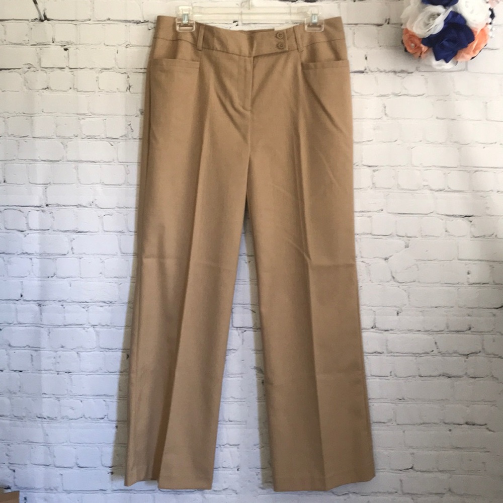 NWT Van Heusen Classic Fit Stretch dress pants